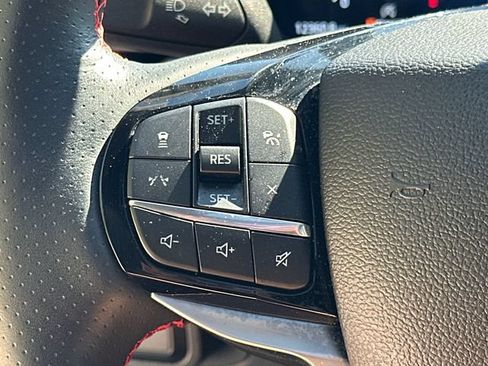 Certified 2025 Ford Explorer ST-Line w/ Premium Package AWD/4WD image 34