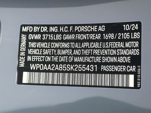 Used 2025 Porsche 718 Cayman image 40