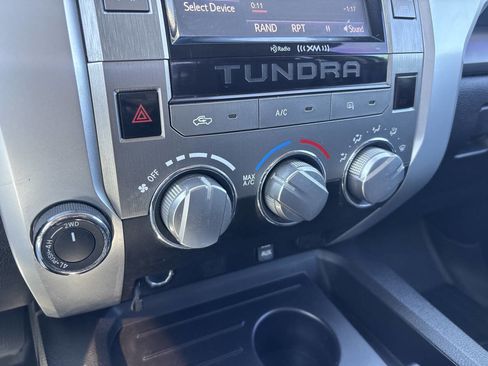 Used 2014 Toyota Tundra SR5 w/ SR5 Upgrade Package image 27