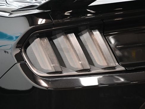 Used 2020 Ford Mustang GT Premium w/ GT Performance Package RWD image 13
