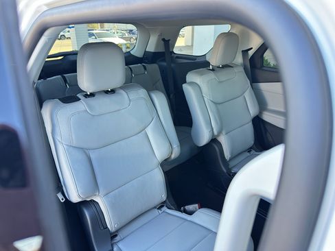 New 2026 Ford Explorer Active image 34