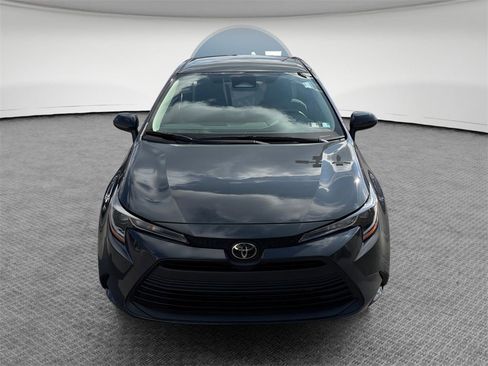 Certified 2026 Toyota Corolla LE image 9