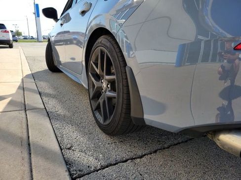 Used 2024 Honda Civic Sport image 17