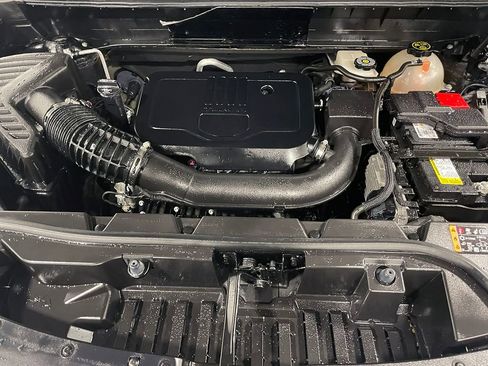 Used 2023 GMC Acadia SLT image 40