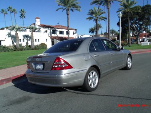 Used 2003 Mercedes-Benz C 320 C 320 4dr Sedan image 23