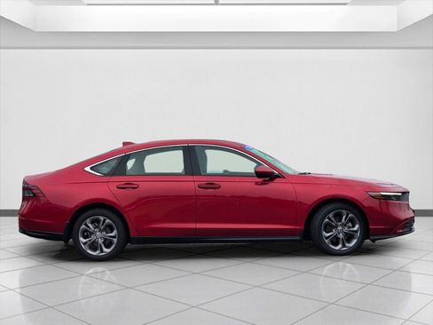 Certified 2024 Honda Accord EX image 4