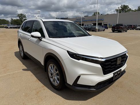 Used 2026 Honda CR-V EX image 2