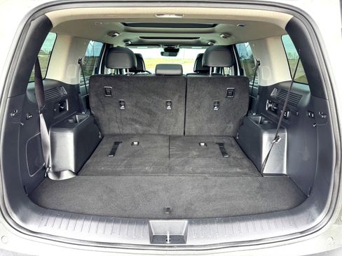 Used 2025 Hyundai Santa Fe Limited image 8