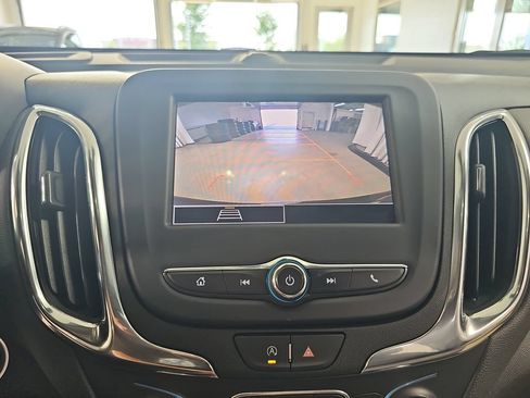 Certified 2024 Chevrolet Equinox LT w/ LPO, Floor Liner Package AWD/4WD image 28