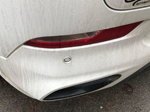 Used 2024 Buick Encore GX Avenir w/ Avenir Technology Package image 4