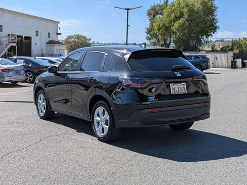 Used 2024 Honda HR-V LX image 7