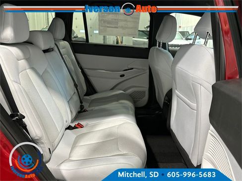 New 2026 Jeep Cherokee Laredo image 30