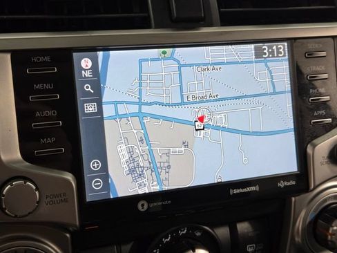 Used 2020 Toyota 4Runner SR5 Premium w/ Moonroof Package RWD image 21