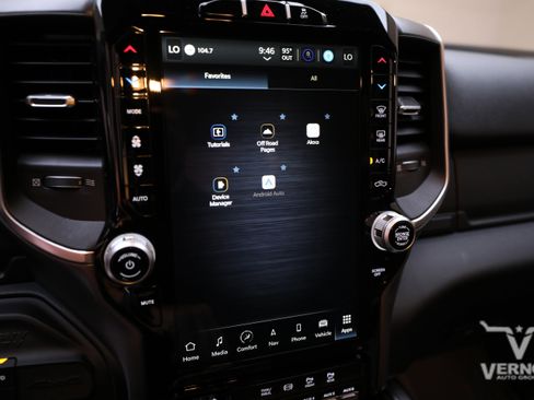 Used 2024 RAM 2500 Big Horn w/ Night Edition image 34