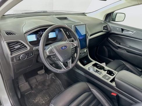 Used 2024 Ford Edge SEL w/ Convenience Package image 15