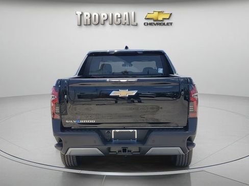 New 2026 Chevrolet Silverado EV LT w/ Plus Package AWD/4WD image 4