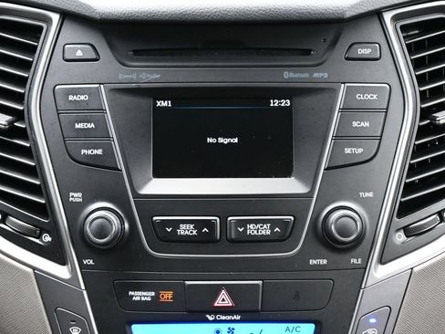Used 2013 Hyundai Santa Fe Sport 2.0T AWD/4WD image 19