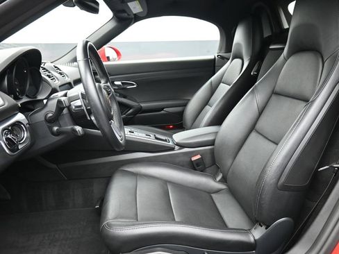 Used 2017 Porsche 718 Boxster image 10