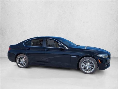 Used 2015 BMW 528i Sedan image 4