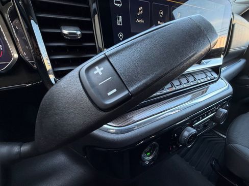 Used 2023 Chevrolet Silverado 1500 LT AWD/4WD image 28