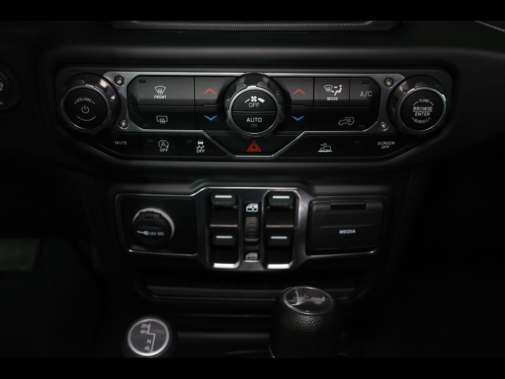 Used 2022 Jeep Wrangler Unlimited Sport AWD/4WD image 25