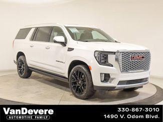 Used 2023 GMC Yukon XL Denali video 1