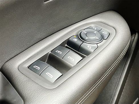 Used 2024 Cadillac XT6 Sport w/ LPO, ONYX Package image 18