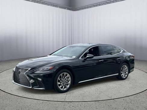 Used 2018 Lexus LS 500 w/ Accessory Package (Z2) RWD image 1