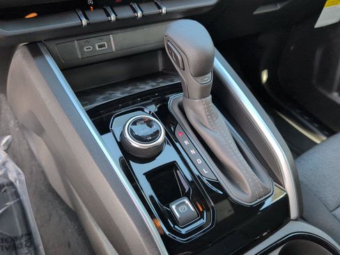 New 2026 Chevrolet Colorado Trail Boss AWD/4WD image 18