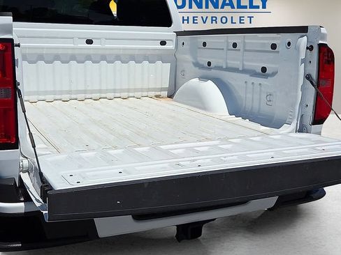Used 2022 Chevrolet Colorado LT RWD image 11