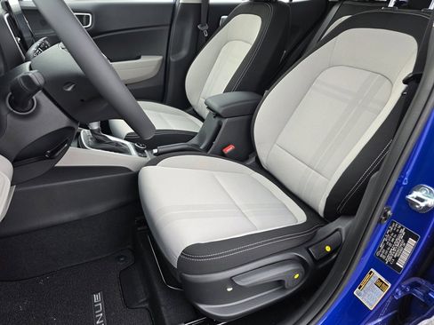 New 2026 Hyundai Venue SEL image 13