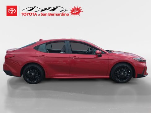 New 2026 Toyota Camry SE image 6