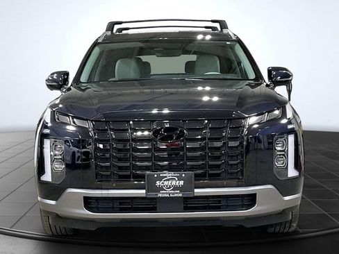 Used 2023 Hyundai Palisade Limited image 3