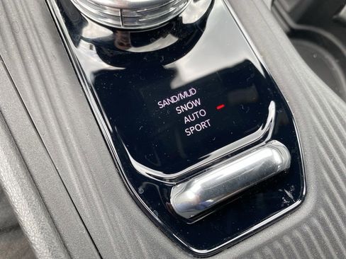 New 2026 Jeep Cherokee Limited image 37