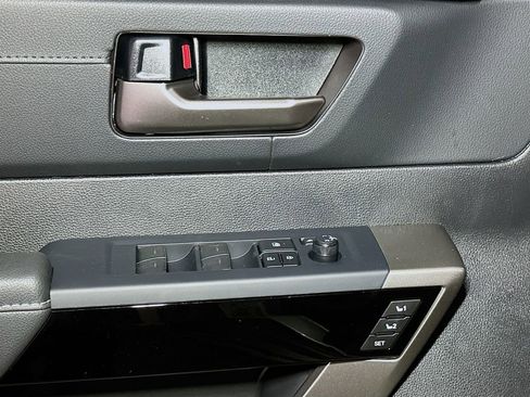 New 2026 Toyota Tundra Limited AWD/4WD image 12