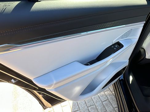 Used 2025 Jeep Wagoneer S Limited image 22