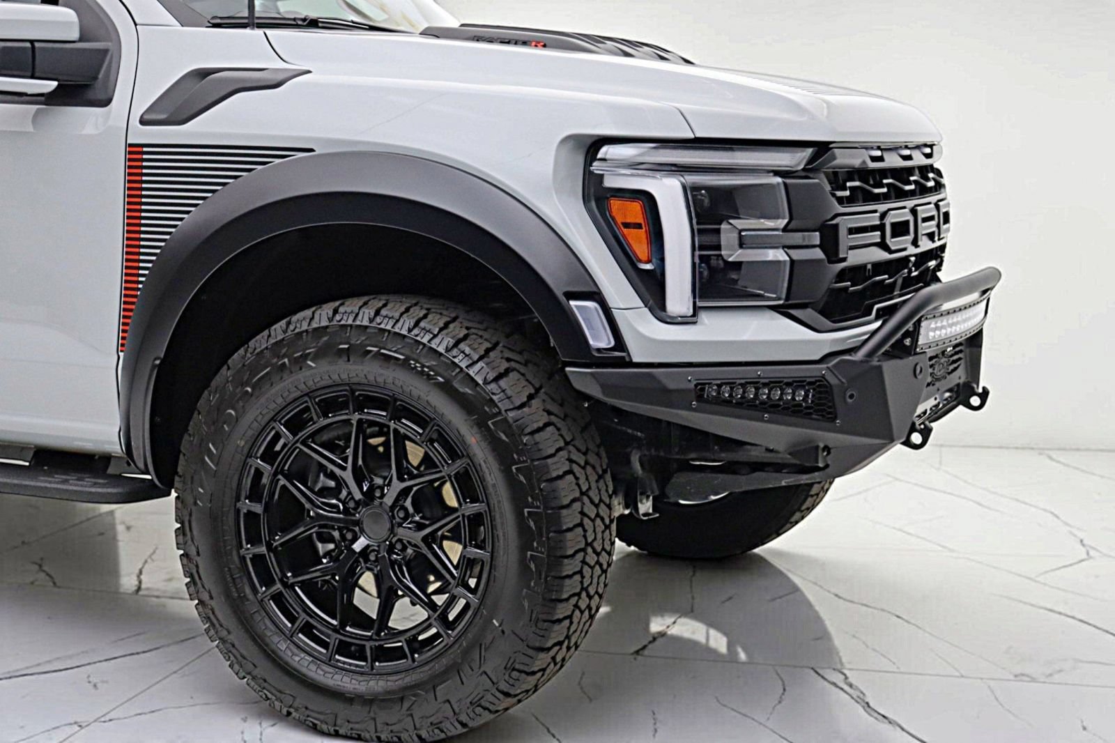 Used 2026 Ford F150 Raptor w/ Equipment Group 803A Raptor R AWD/4WD image 18