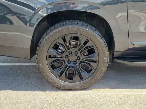 Used 2021 GMC Yukon XL Denali AWD/4WD image 7