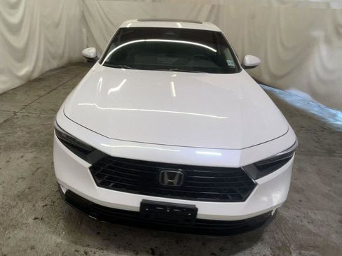 Used 2024 Honda Accord EX image 3