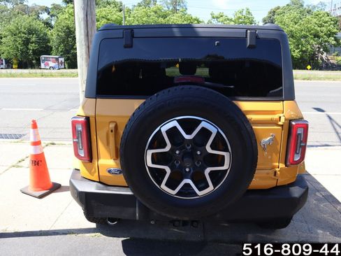 Used 2022 Ford Bronco Outer Banks AWD/4WD image 5