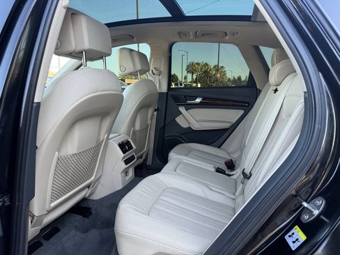 Used 2018 Audi Q5 2.0T Premium Plus AWD/4WD image 11