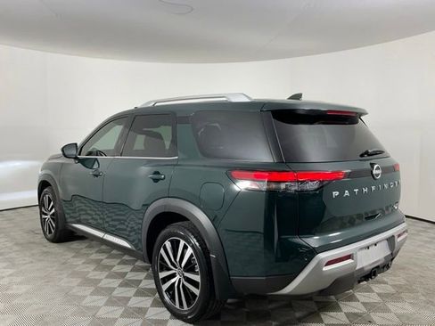 Used 2023 Nissan Pathfinder Platinum AWD/4WD image 7