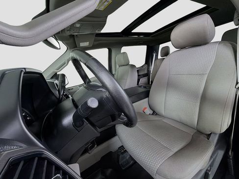 Used 2020 Ford F150 XLT w/ Equipment Group 302A Luxury AWD/4WD image 13