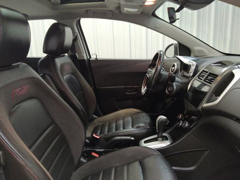 Used 2015 Chevrolet Sonic RS w/ Advanced Safety Package FWD image 21