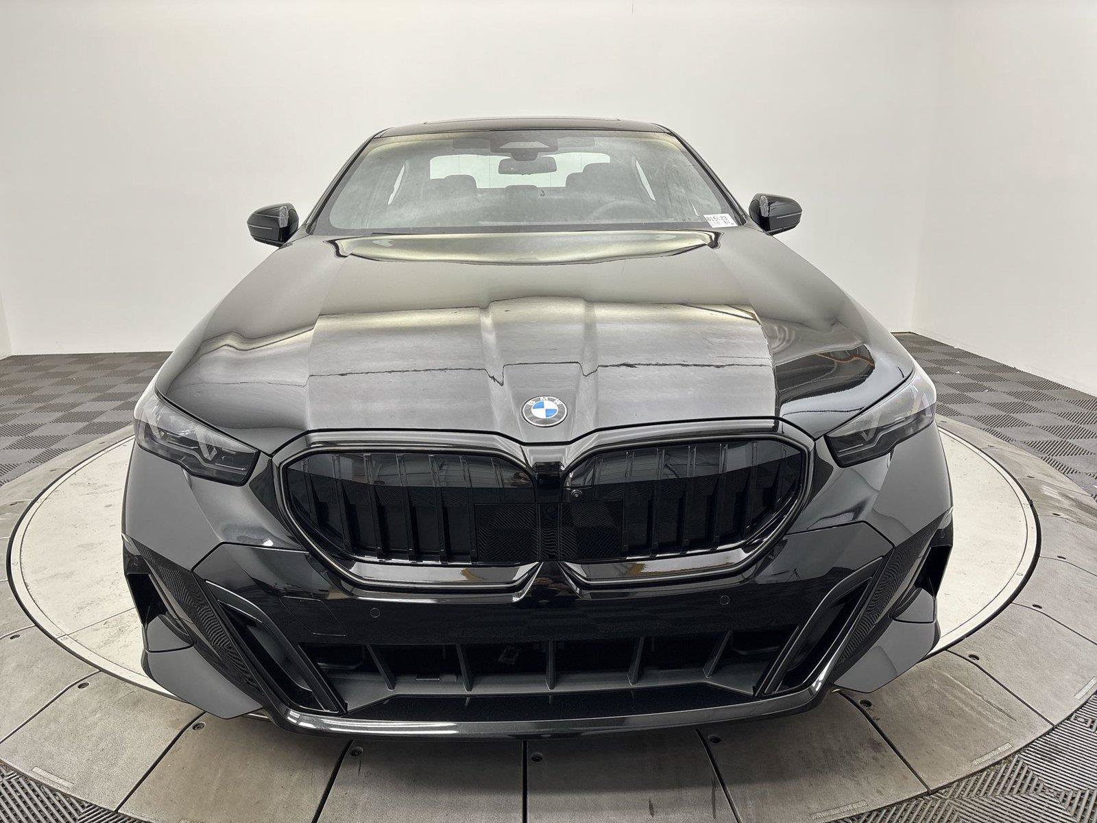 New 2027 BMW 530i xDrive w/ M Sport Package AWD/4WD image 14