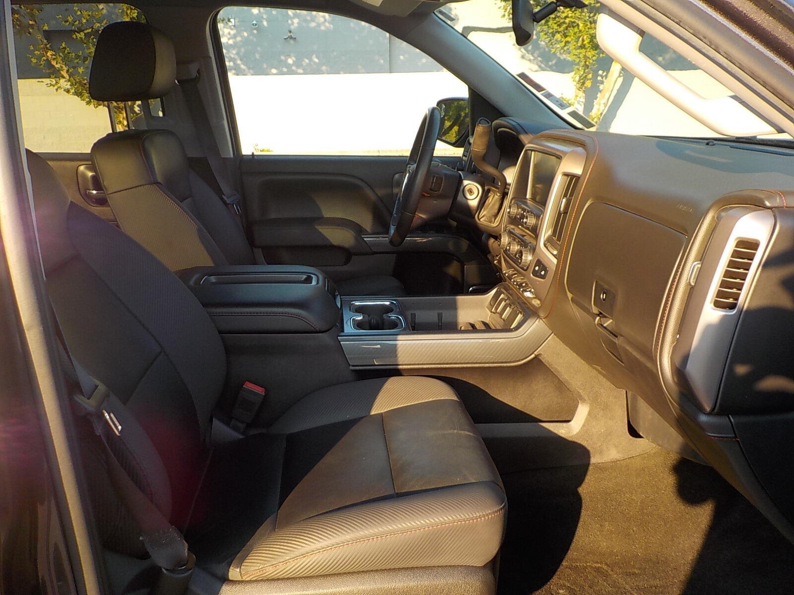 Used 2015 GMC Sierra 1500 SLT w/ All-Terrain Package AWD/4WD image 13
