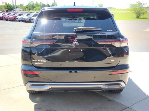 New 2026 Mitsubishi Outlander SE AWD/4WD image 16