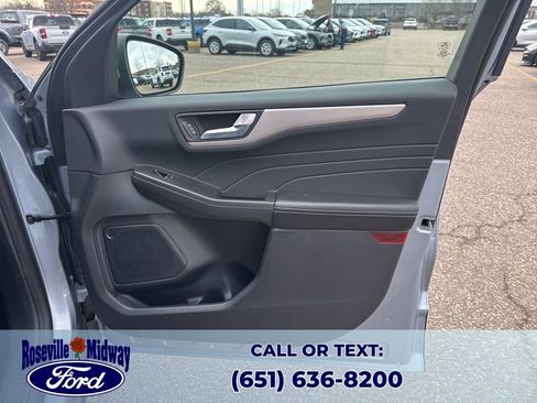 Used 2022 Ford Escape SEL image 33