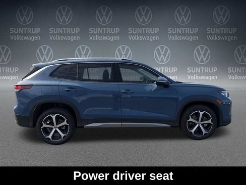 Used 2026 Volkswagen Tiguan SE AWD/4WD image 6