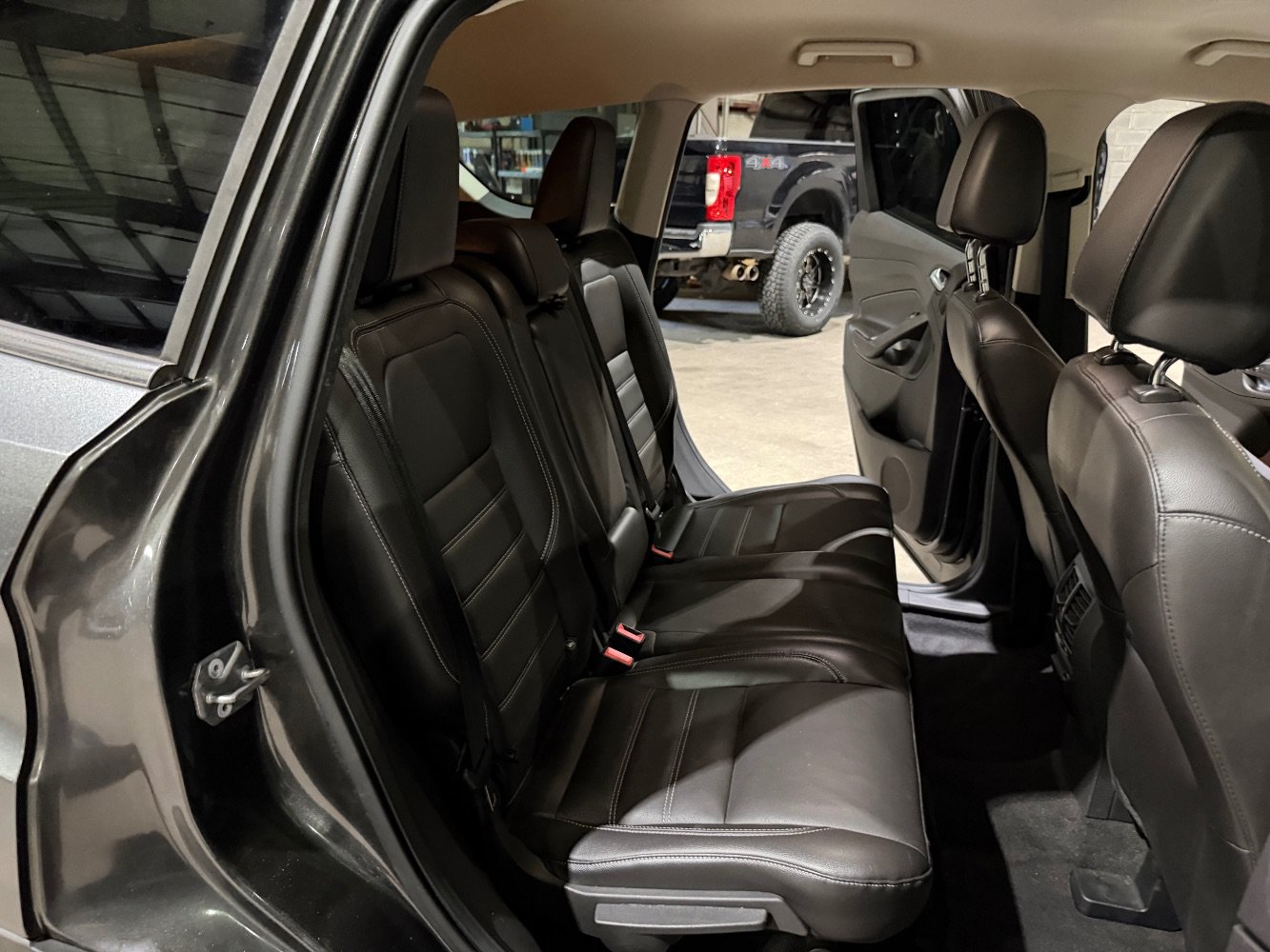 Used 2017 Ford Escape Titanium w/ Equipment Group 301A FWD image 23